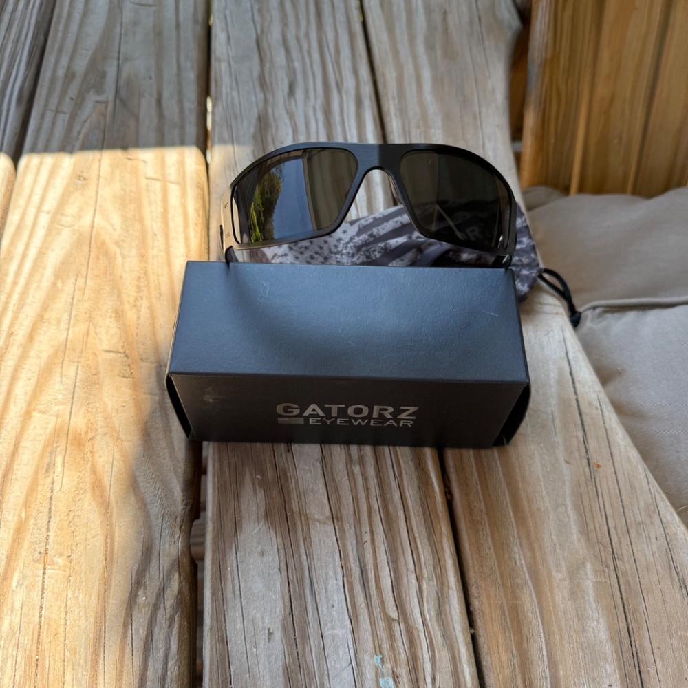 Gatorz Magnum Sunglasses - Picture 8 of 10